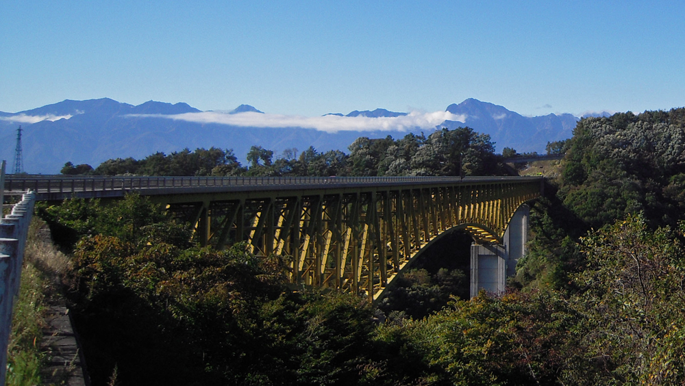 秋の八ヶ岳高原大橋(2010.10.27)
